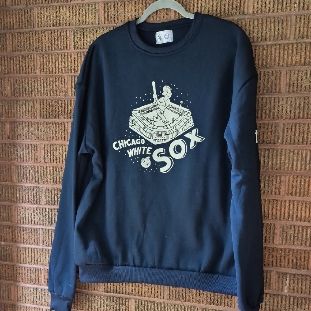 Brand New, Chicago White Sox Navy Crewneck SZ XL